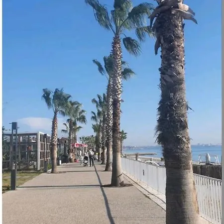 3 Minutes To Konyaalti Beach 3+1 * אנטליה
