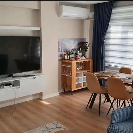 Apartment 3 Minutes To Konyaalti Beach 3+1 *